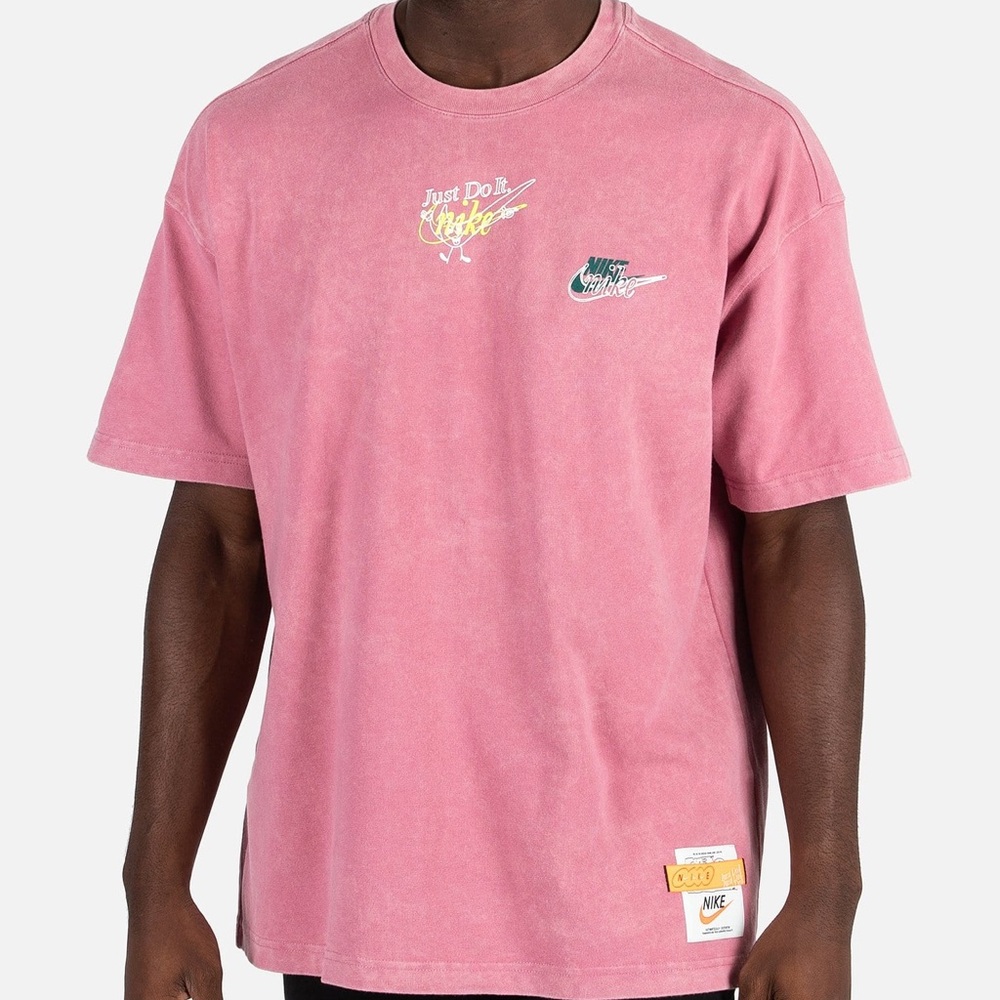 Nike Men's Wash Drip T-shirt in Desert Berry